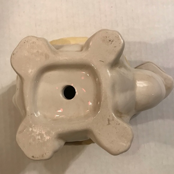 Ceramic Frog Planter White With Yellow Flowers On Shell 4.25”x 6.50” - Picture 5 of 7